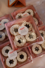 Load image into Gallery viewer, Cakes by KT
